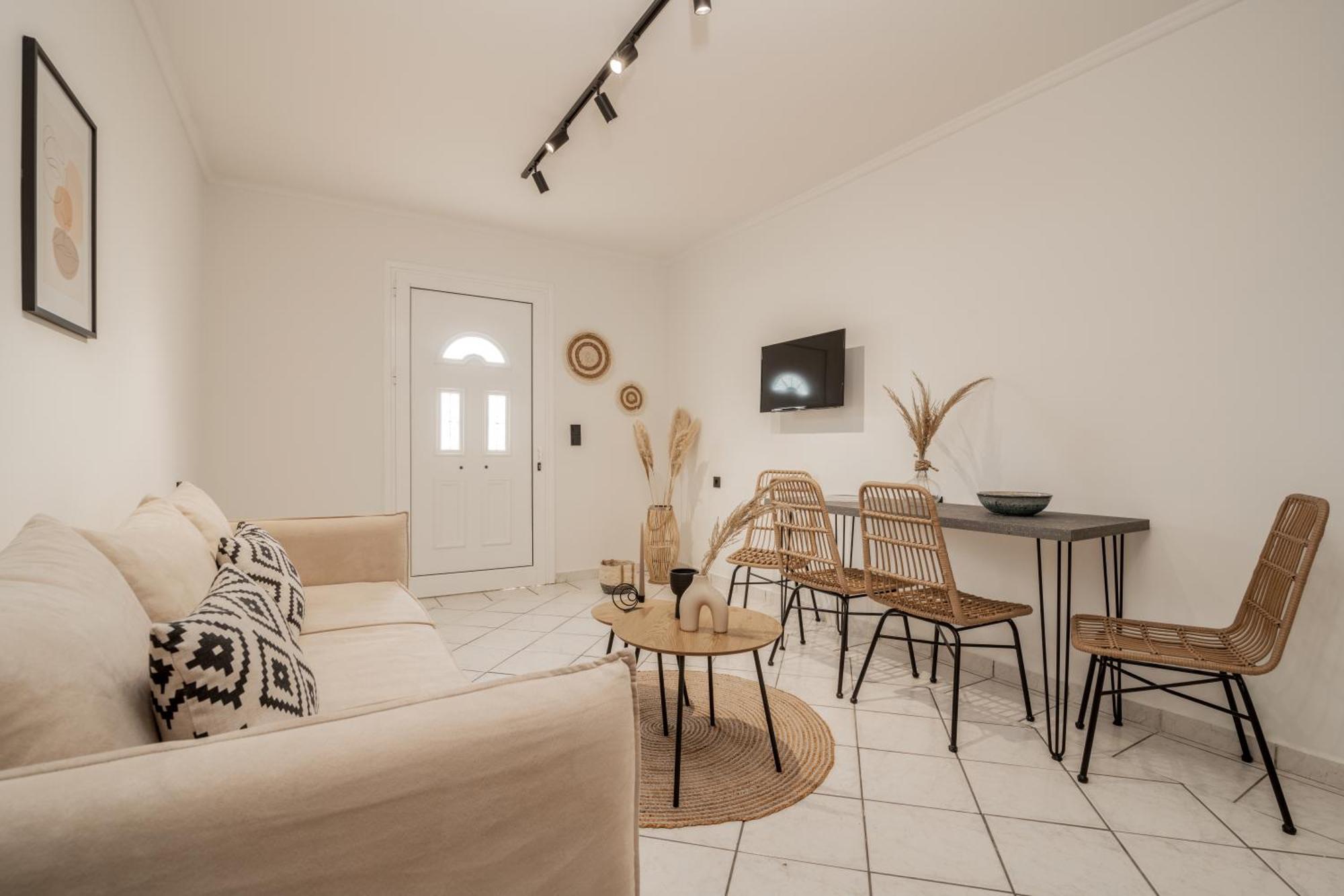 Daisy Hotel Planos  Bagian luar foto