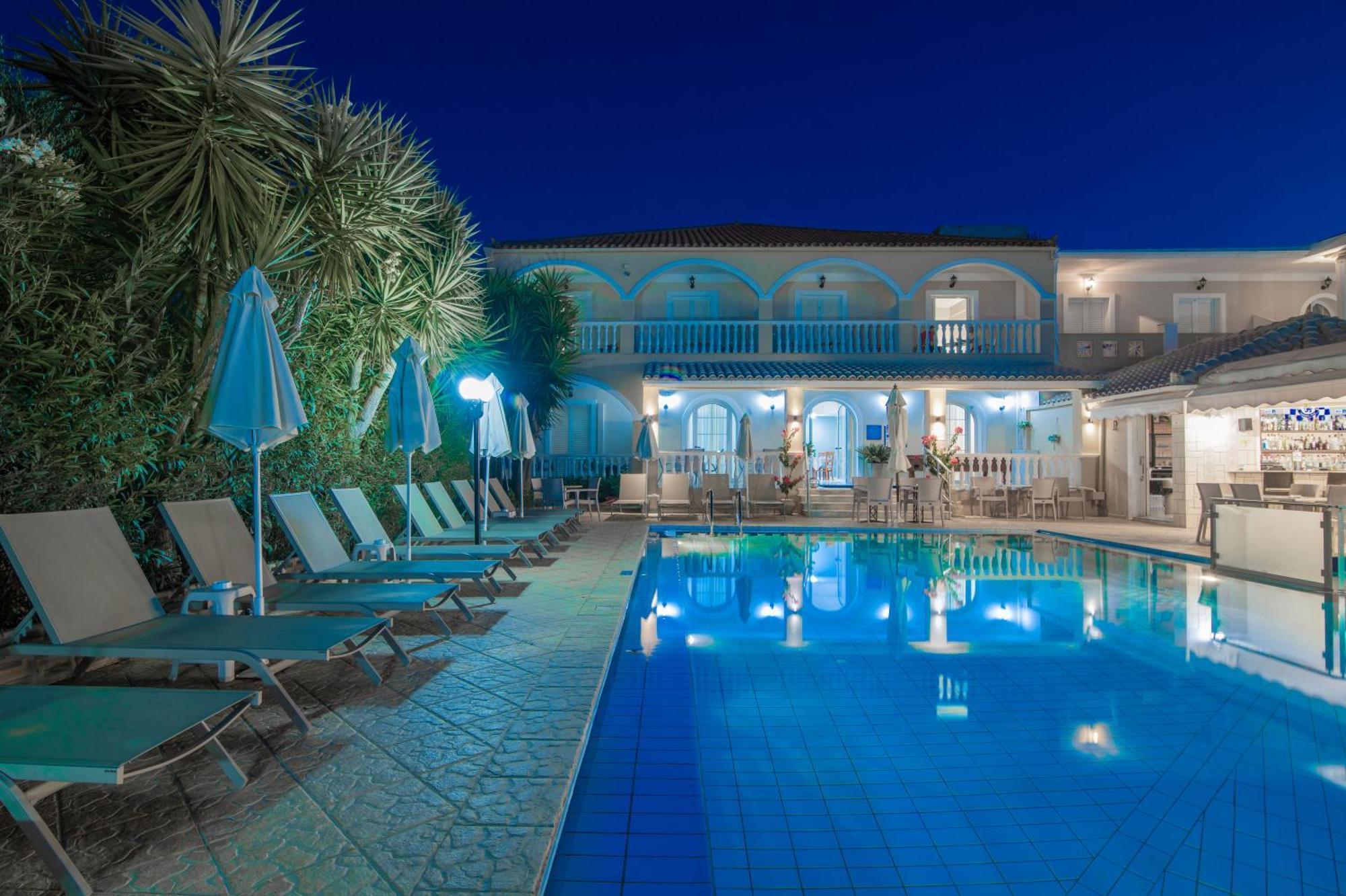 Daisy Hotel Planos  Bagian luar foto