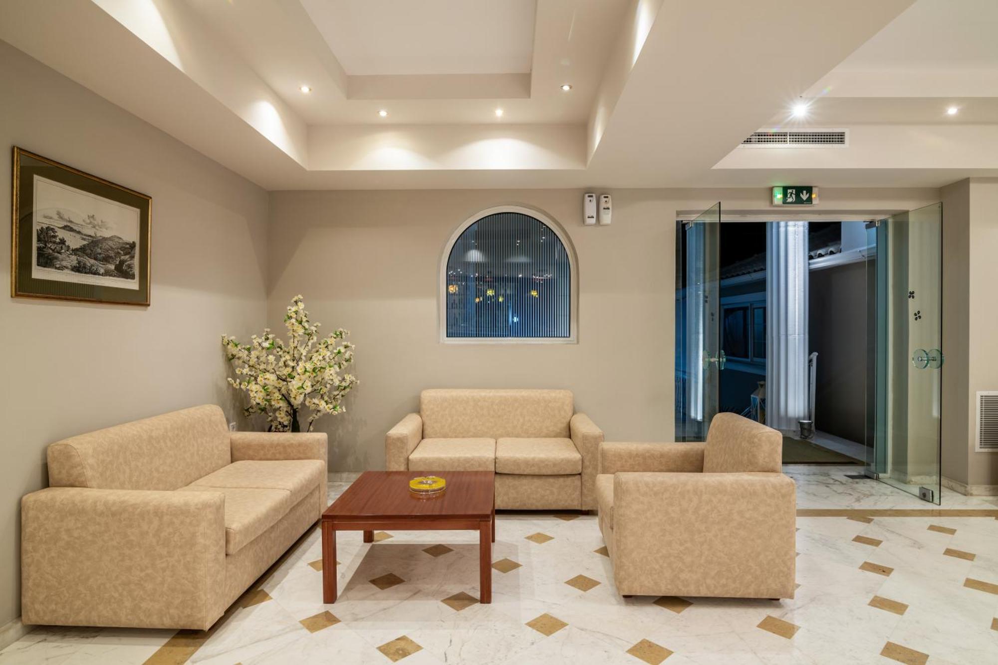 Daisy Hotel Planos  Bagian luar foto